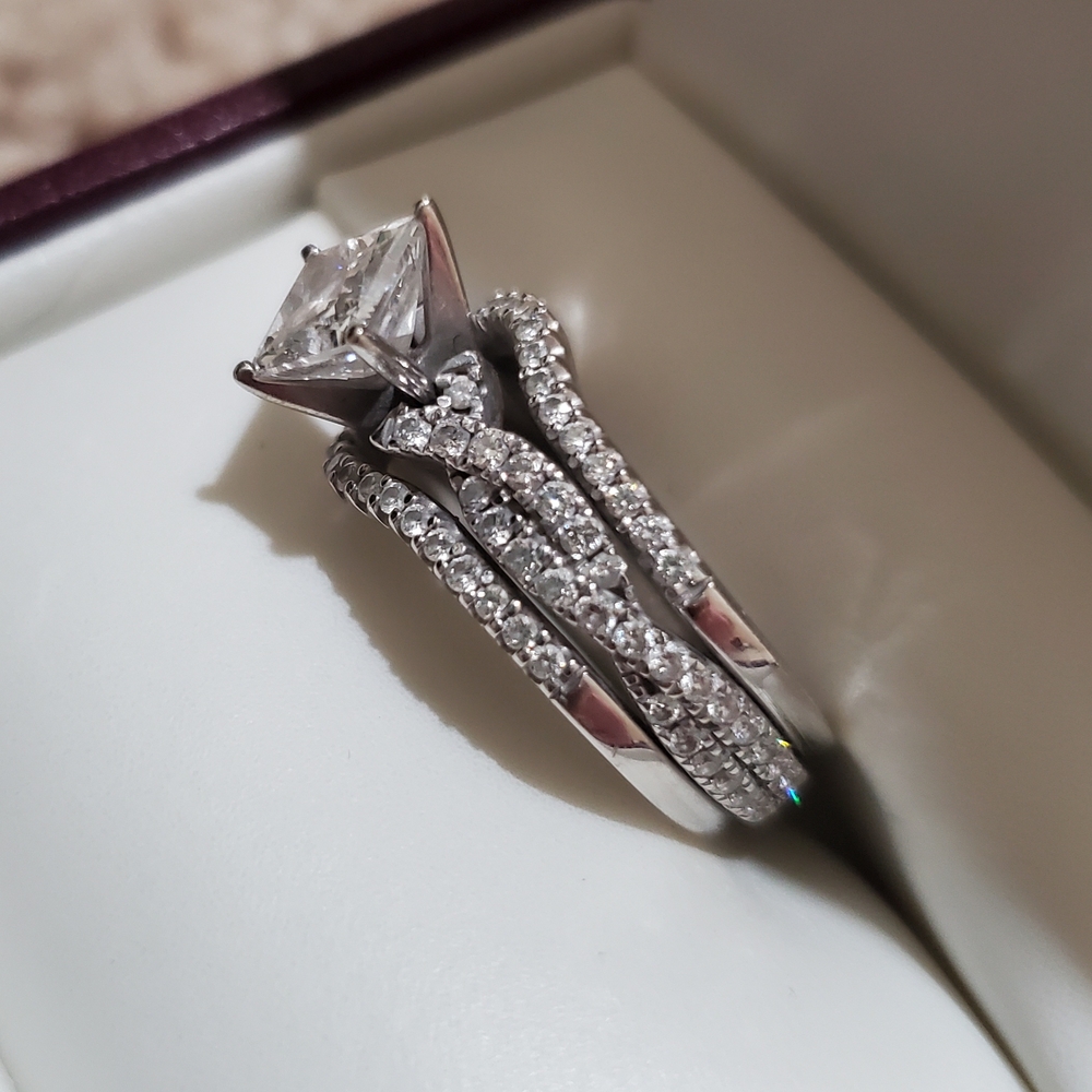 Elegant Princess Cut Silver Diamond Ring 6.5